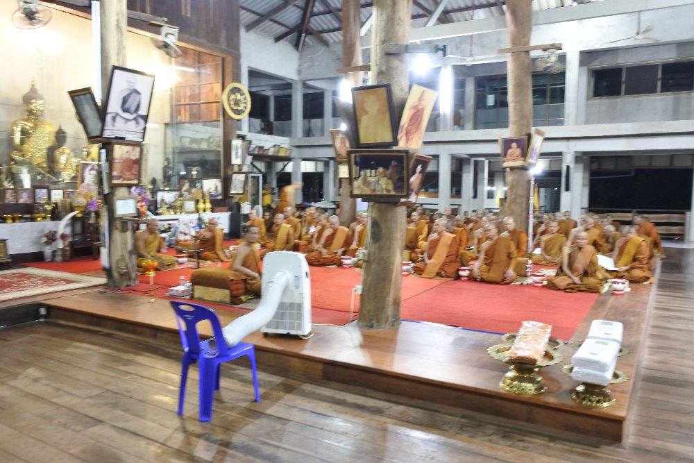 โป้งโมเดล pongmodel ทำบุญ ครบรอบ40ปี