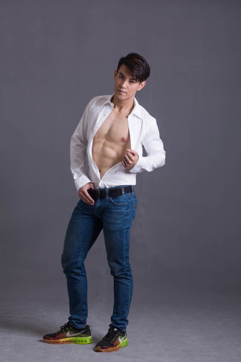 หนุ่มเจ้าสเน่ห์ by Glutamcplus