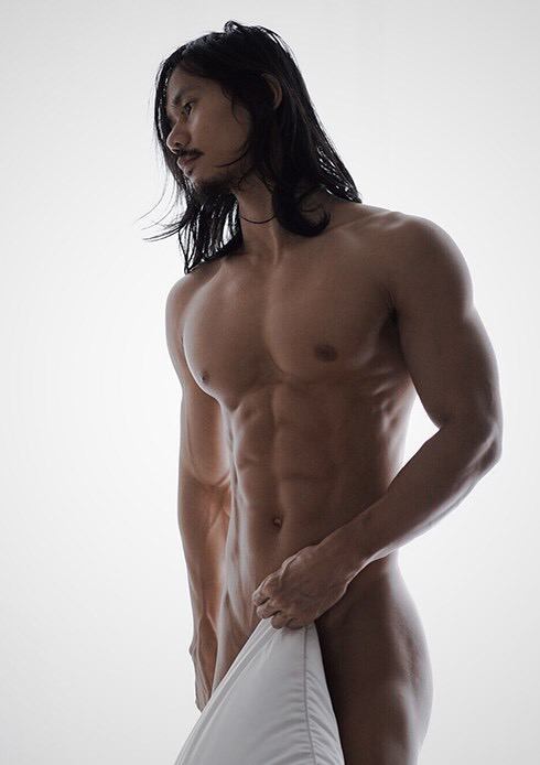 หนุ่มเซอร์ๆ สุดsexy