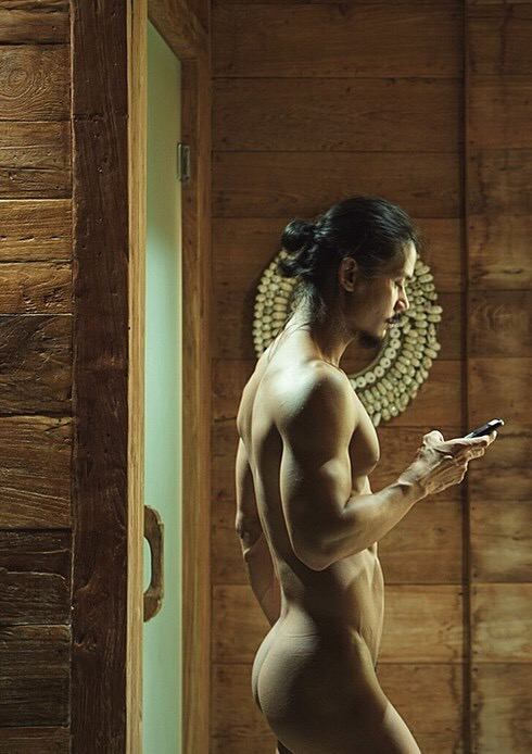 หนุ่มเซอร์ๆ สุดsexy