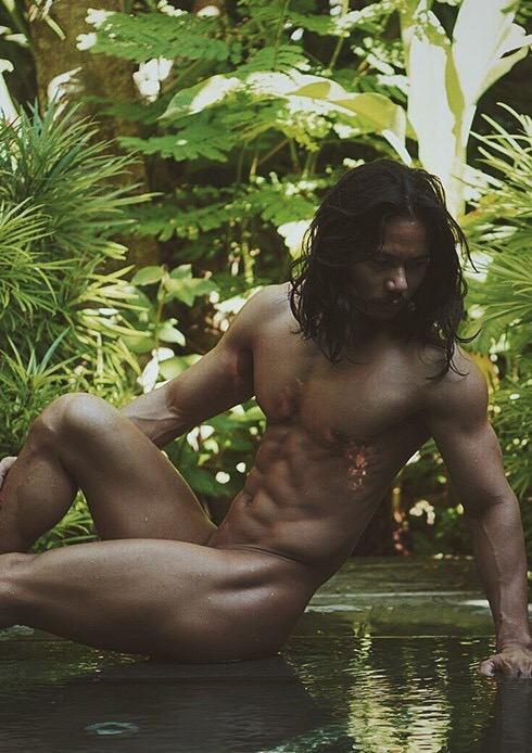 หนุ่มเซอร์ๆ สุดsexy