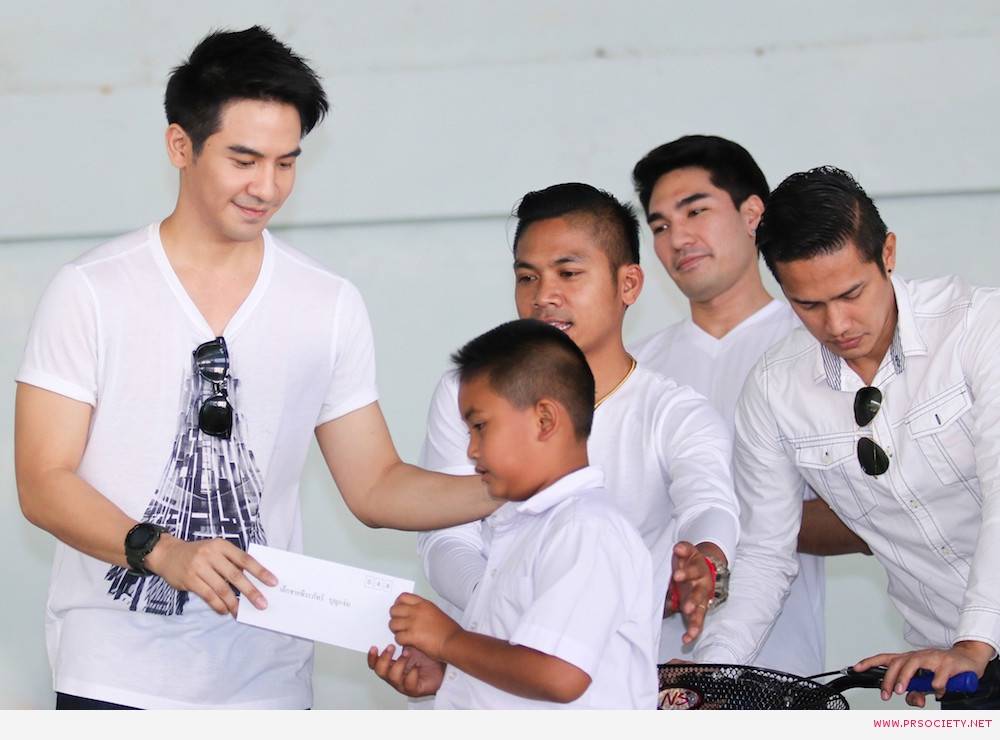 โป๊ปโชว์