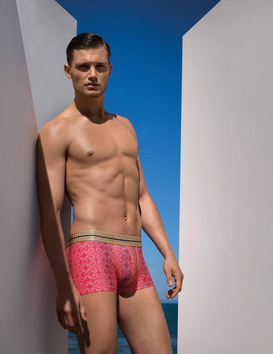 Hot guy in underwear 146