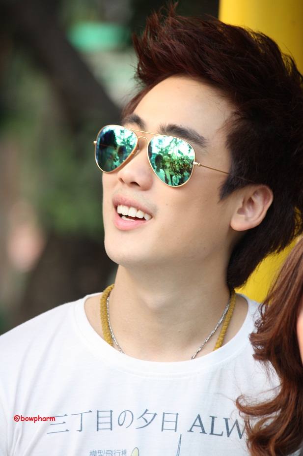 ฮัทแบบใสๆ อมชมพู
