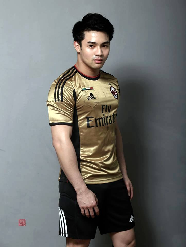 เตะบอลแมนๆ