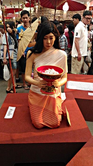 พระธาตุปีเป๋ง ของจาวเหนือ ที่ห้างซีคอลบางแค