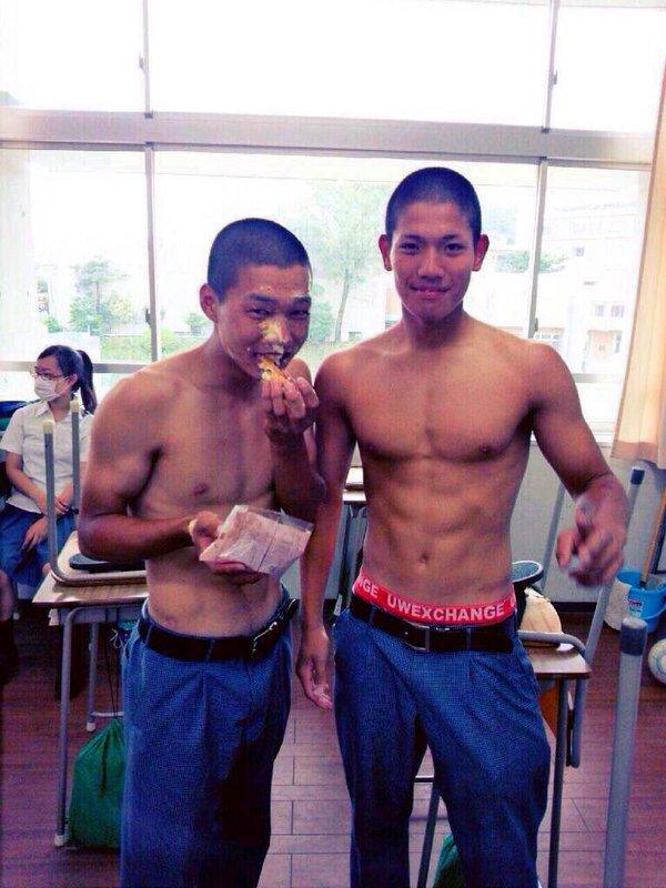 เรียงแถวมาเลยค่ะ