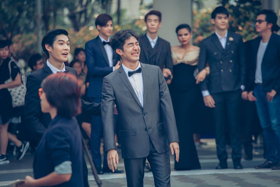 เจ้าชายมือใหม่เดินพรมม่วงงานไนน์เอนเตอร์เทนส์ 2016