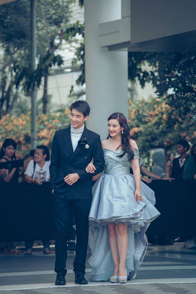 เจ้าชายมือใหม่เดินพรมม่วงงานไนน์เอนเตอร์เทนส์ 2016