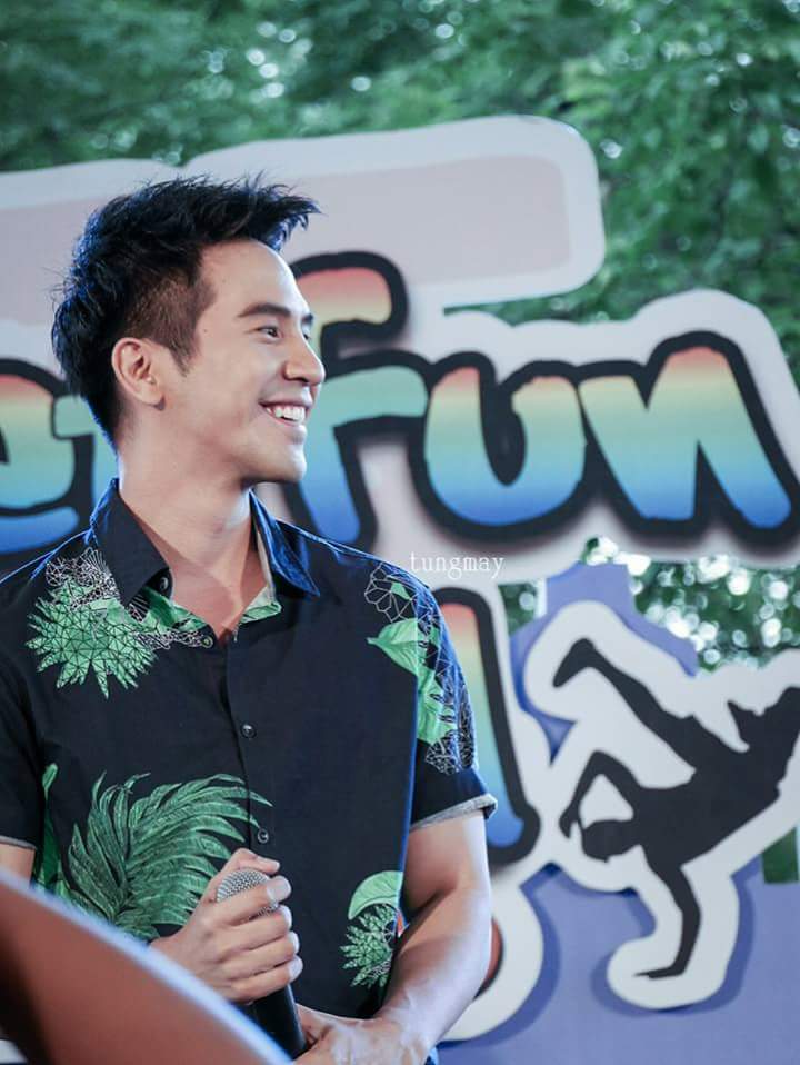 โป๊ป กล้ามใหญ่ขึ้นนะสามี