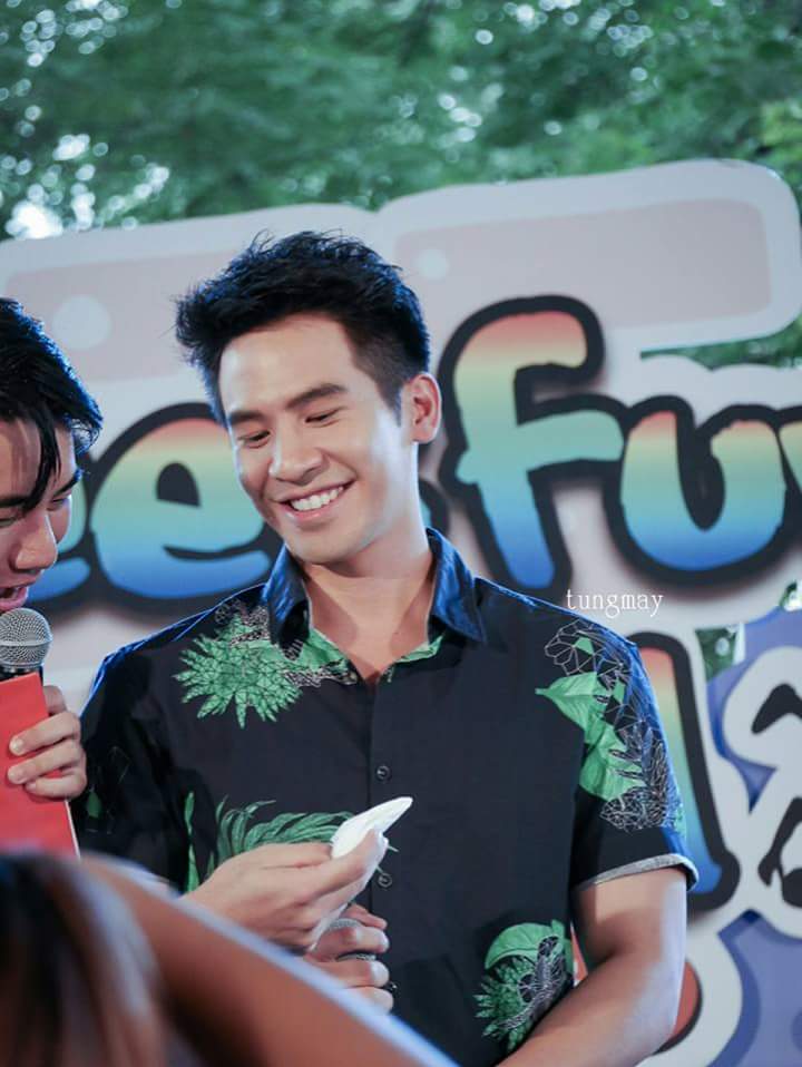 โป๊ป กล้ามใหญ่ขึ้นนะสามี