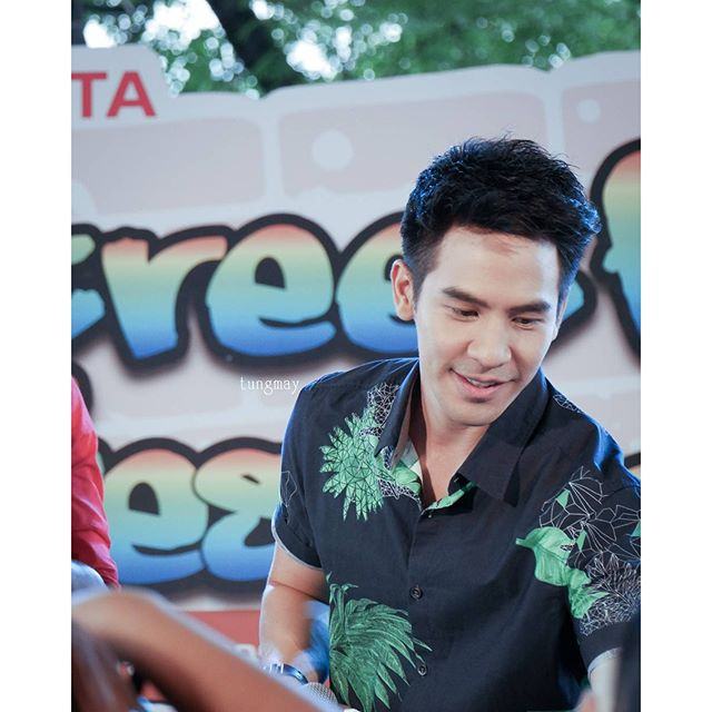 โป๊ป กล้ามใหญ่ขึ้นนะสามี