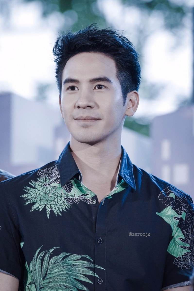 โป๊ป กล้ามใหญ่ขึ้นนะสามี