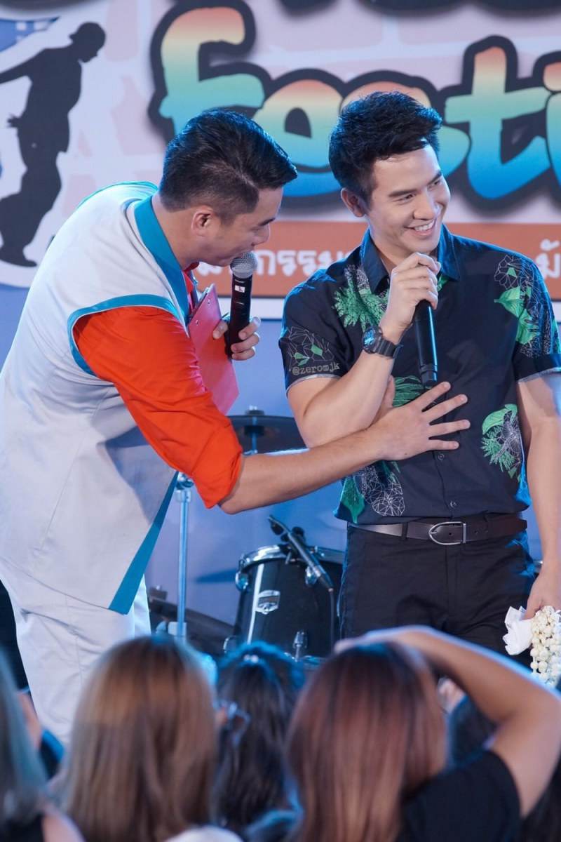 โป๊ป กล้ามใหญ่ขึ้นนะสามี