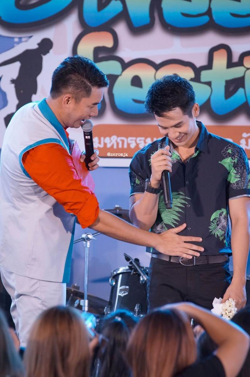 โป๊ป กล้ามใหญ่ขึ้นนะสามี