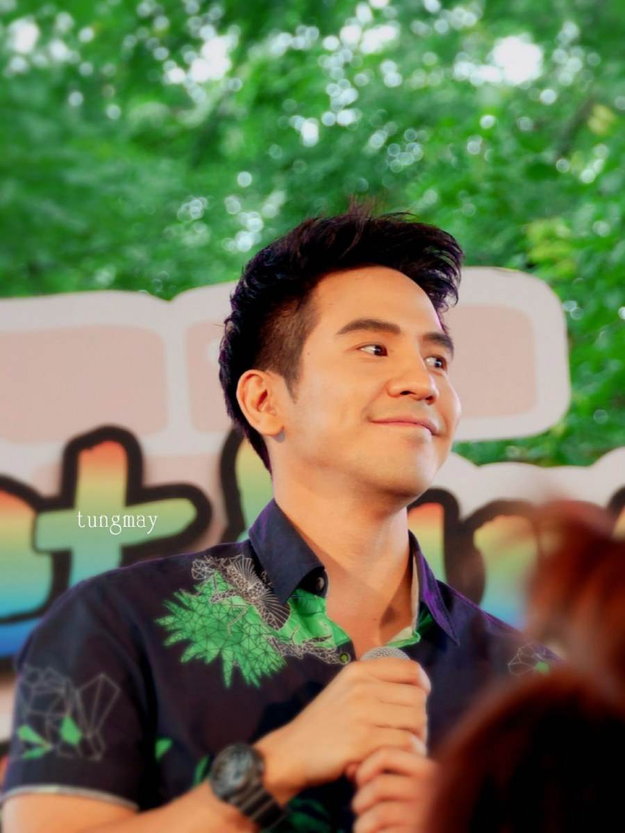 โป๊ป กล้ามใหญ่ขึ้นนะสามี