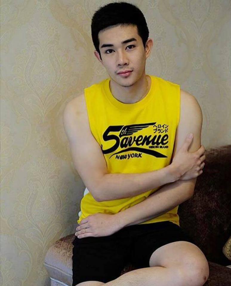 ตามมาๆ เลียเพลินเลย