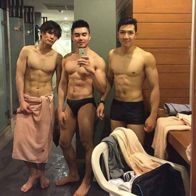 ส่งท้ายคืนนี้กับหนุ่มๆเซตนี้....ฝันถึงกันนะ