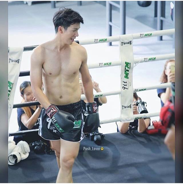 อยากชกมวยกับ พุฒิ