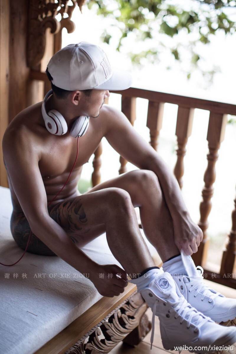 Hot guy in underwear 151