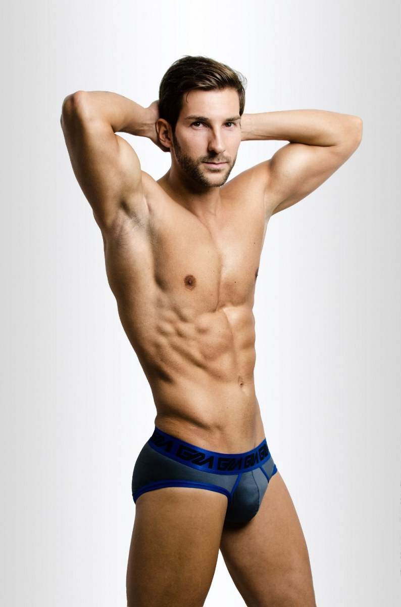 Sexy Guy 77