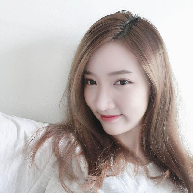 แพนด้า สาวลาวน่ารักที่เรียนอยู่ม.สตรีอีฮวาเกาหลี