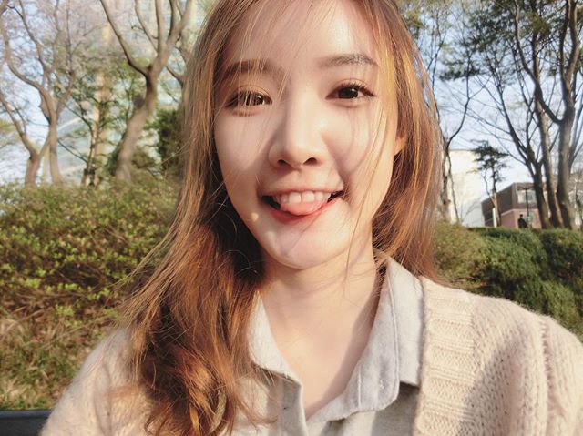 แพนด้า สาวลาวน่ารักที่เรียนอยู่ม.สตรีอีฮวาเกาหลี