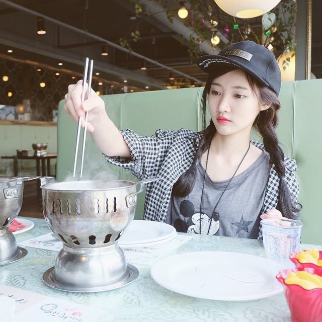 แพนด้า สาวลาวน่ารักที่เรียนอยู่ม.สตรีอีฮวาเกาหลี