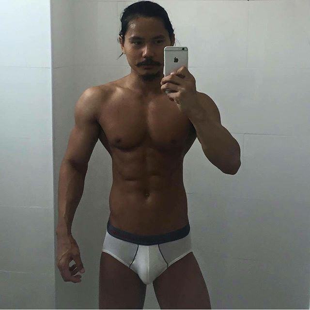 หนุ่มเซอร์ๆ สุดsexy 2