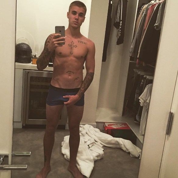 Justin Bieber holiday 2016