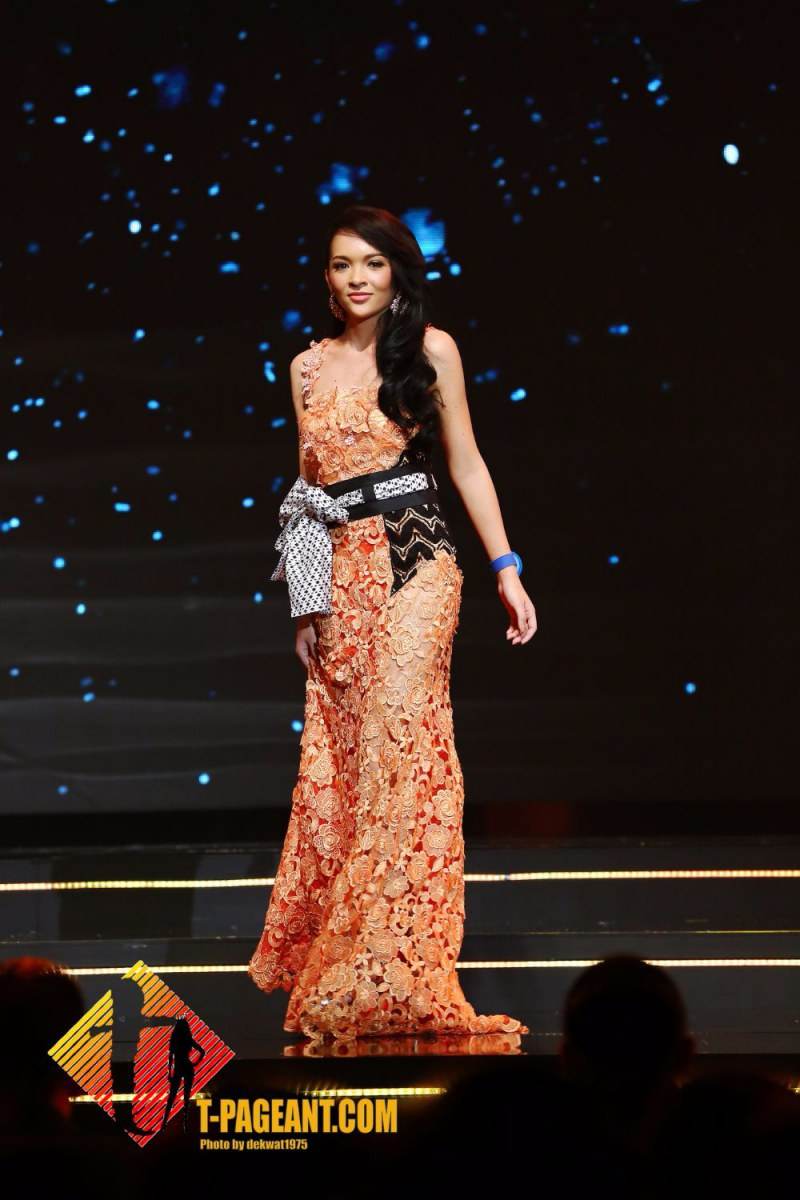 10 คนสุดท้าย “มิสไทยแลนด์เวิลด์ 2016” พร้อมเดินโชว์โฉมอีกครั้งในชุดราตรียาว