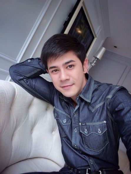 รวมภาพความหล่อล่ำของ &ldquo;นิว นริศสันต์&rdquo; จาก &ldquo;ลูกผู้ชายเลือดเดือด&rdquo; หน้าตาก็ดี แถมกล้ามก็แน่นเวอร์!!