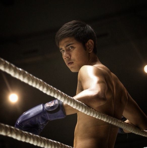 รวมภาพความหล่อล่ำของ &ldquo;นิว นริศสันต์&rdquo; จาก &ldquo;ลูกผู้ชายเลือดเดือด&rdquo; หน้าตาก็ดี แถมกล้ามก็แน่นเวอร์!!