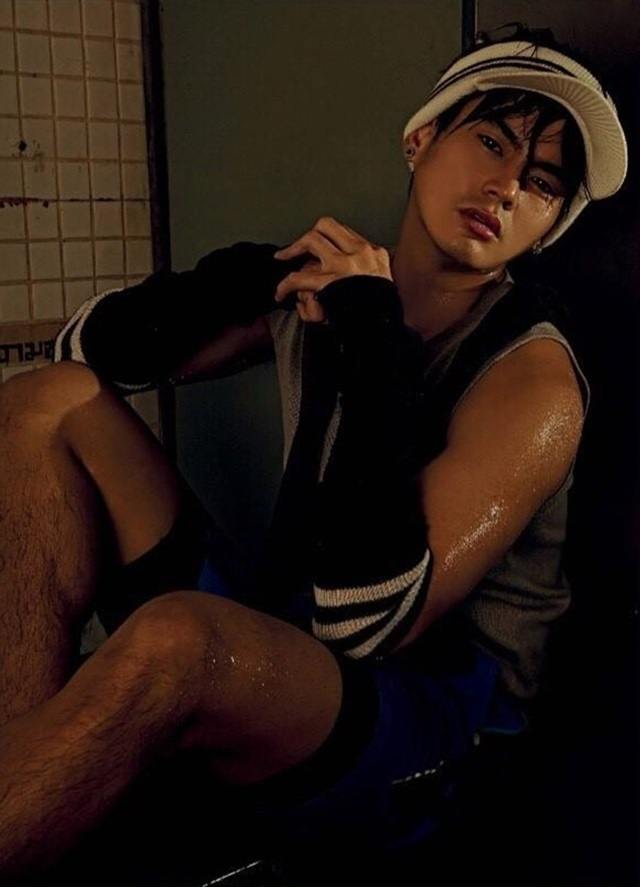 ฮั่น อิสริยะ @ KAZZ vol.9 no.117 April 2016