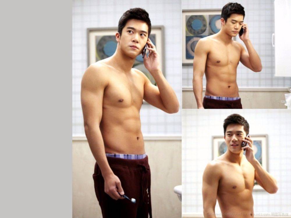 น่าเลียเน๊อะยูววว..ขาวใส