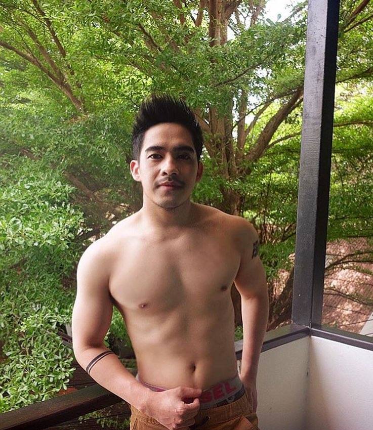เลียกันป่ะ