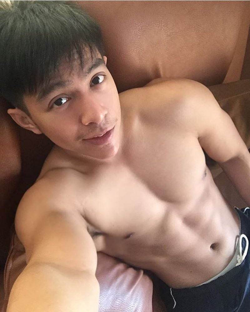 เลียกันป่ะ