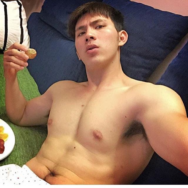 เลียกันป่ะ