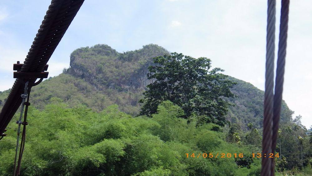 เขารูปหัวใจ จ.สุราษฏร์ธานี Mountain hart