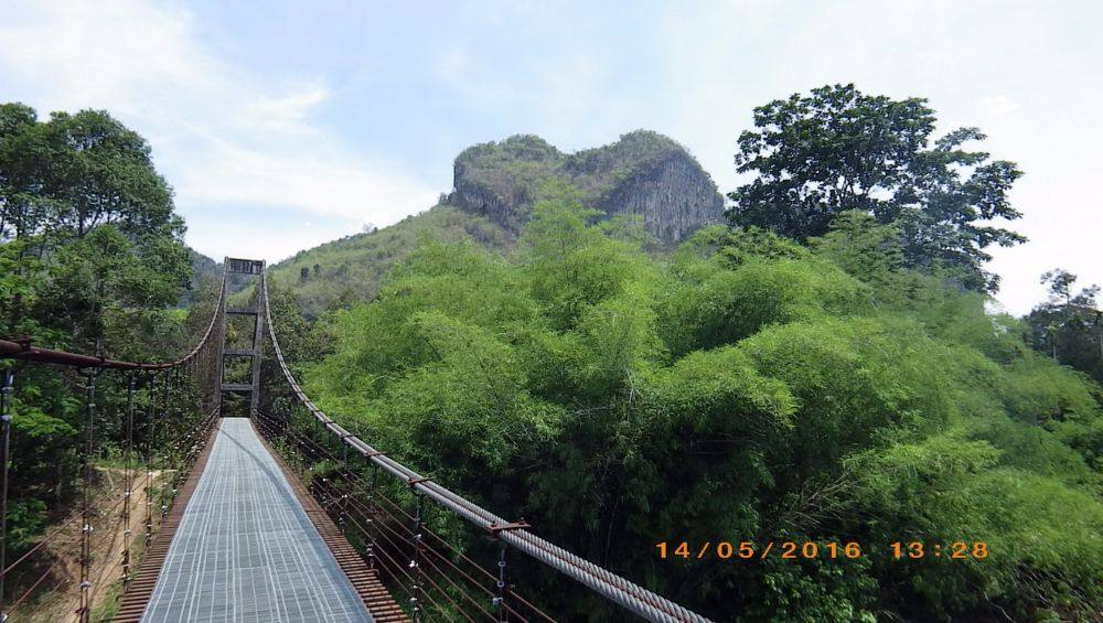 เขารูปหัวใจ จ.สุราษฏร์ธานี Mountain hart