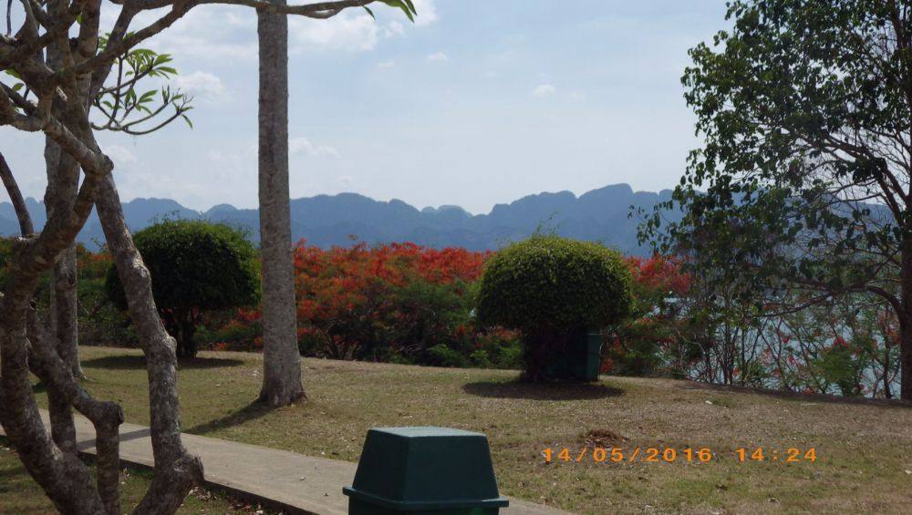 ชมวิวเขื่อนเชี่ยวหลาน สุราษฏร์ธานี