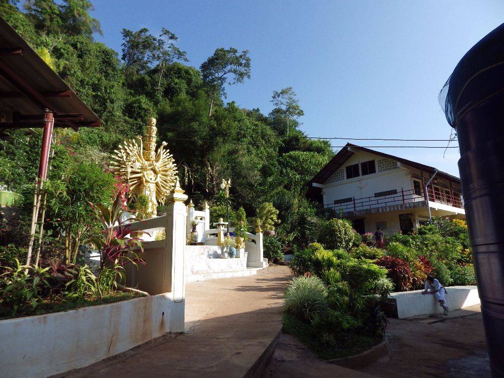 สร้างตามนิมิตของพระปฏิบัติธรรม