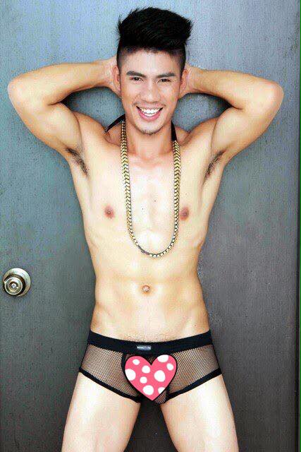 อยากรู้มากจริงๆ บุคคลนี้เขาชื่ออะไร?? อยากได้ IG เเละ Facebook 555