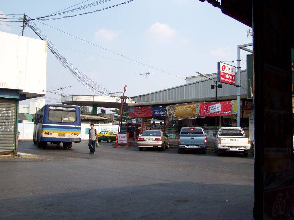 ตลาดมีนบุรี เมื่อปี ๒๕๔๙