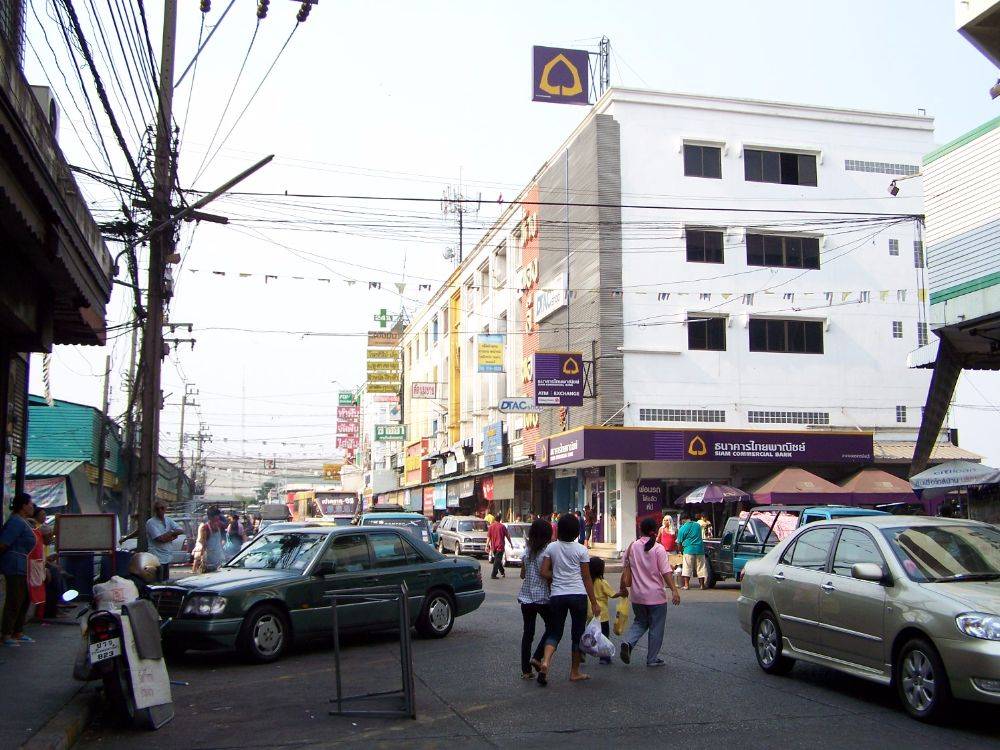 ตลาดมีนบุรี เมื่อปี ๒๕๔๙