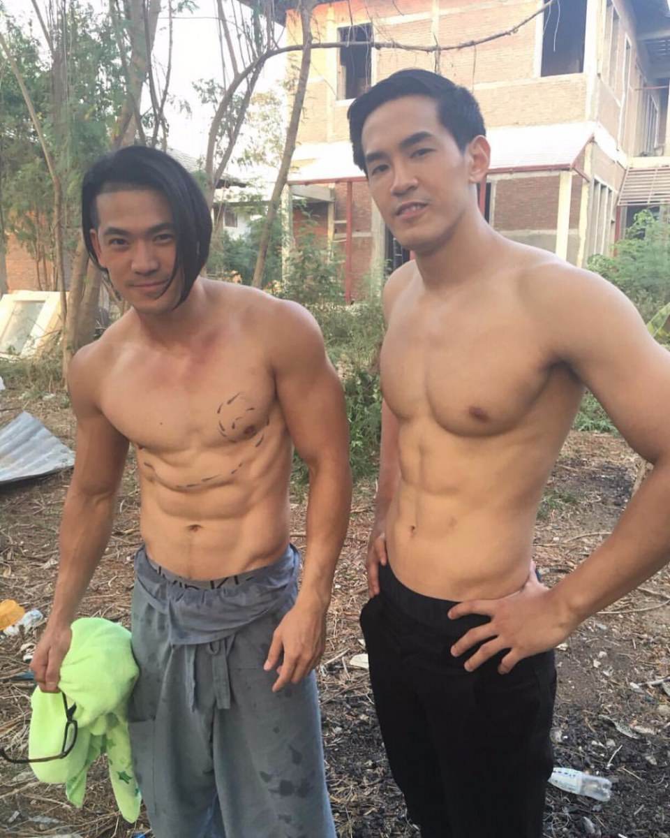 หูยยยหุ่นแน่นจุง