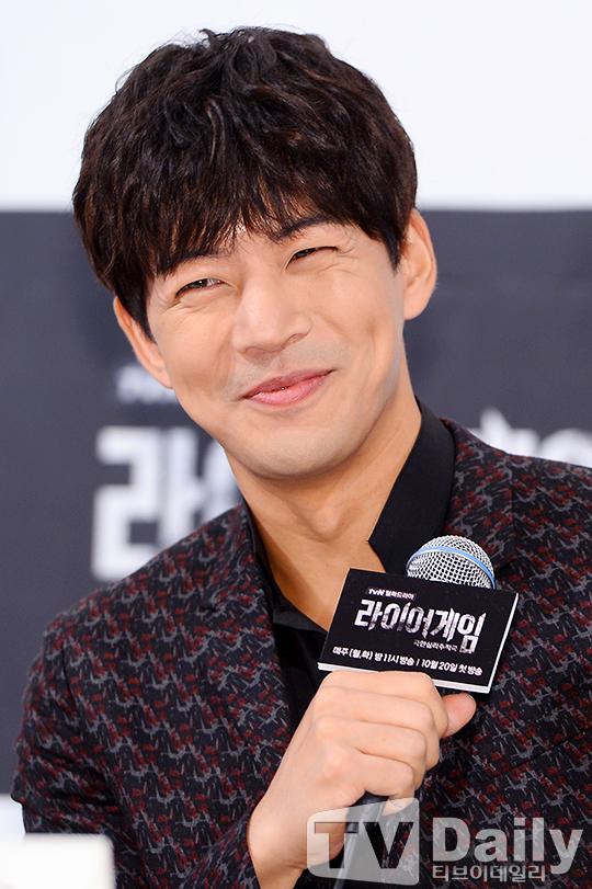 หลงรักรอยยิ้มพระเอกเกาหลี Lee Sang Yoon