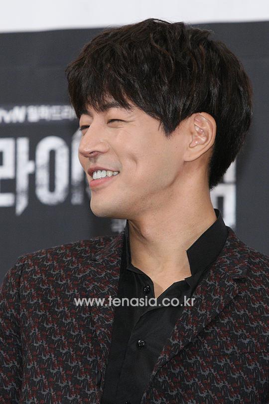 หลงรักรอยยิ้มพระเอกเกาหลี Lee Sang Yoon