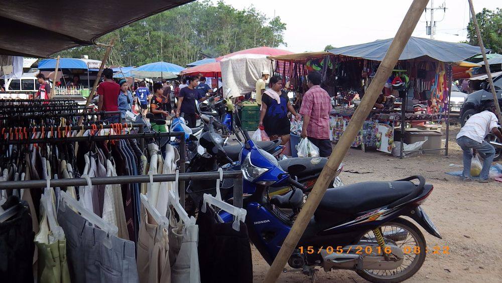 ตลาดนัดมะนาวหวาน วันอาทิตย์