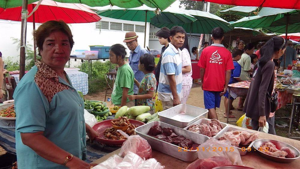 ตลาดนัดมะนาวหวาน วันอาทิตย์